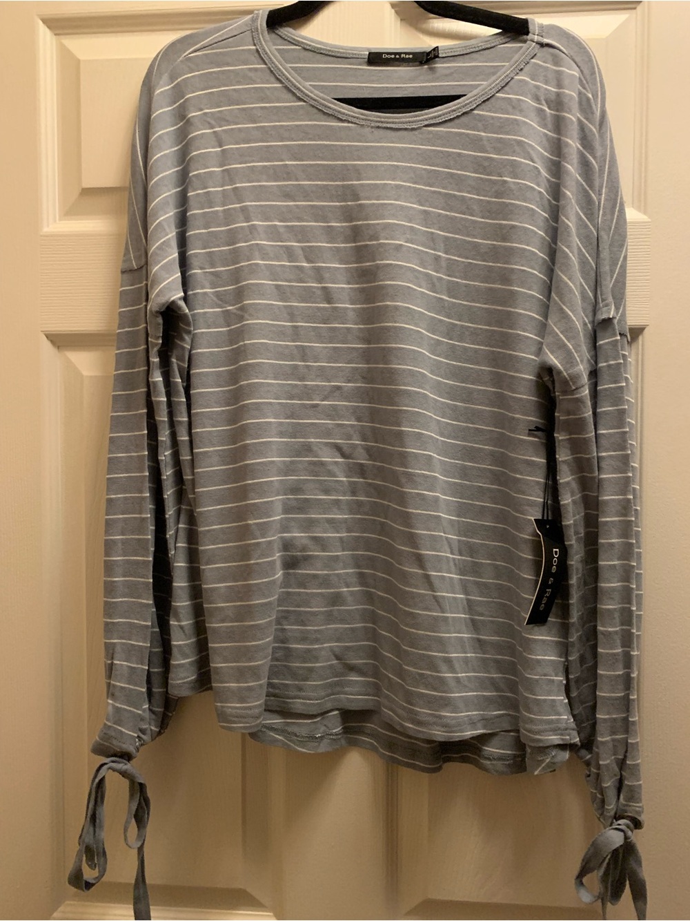 Women’s Doe & Rae Light Blue/White Striped Long-Sleeve Tee with Sleeve Ties NWT